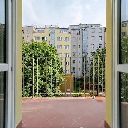 Apartment Blueground Nusle Balcony Nr Vysehrad Prg-72