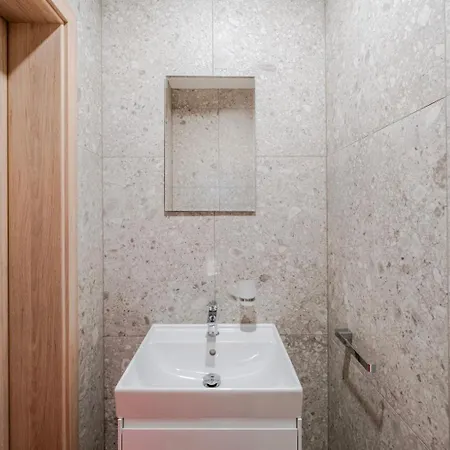 Nusle Residence By Blueground * Praga