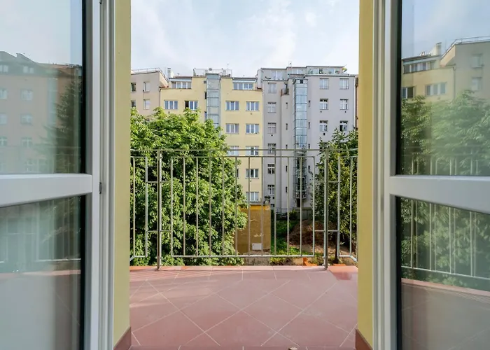 Appartement Blueground Nusle Balcony Nr Vysehrad Prg-72