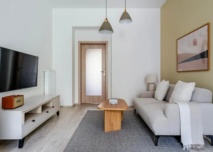 Blueground Nusle Balcony Nr Vysehrad Prg-72 Appartement Praag