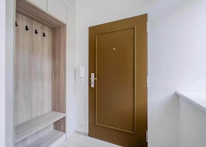 Blueground Nusle Balcony Nr Vysehrad Prg-72 Appartement Praag